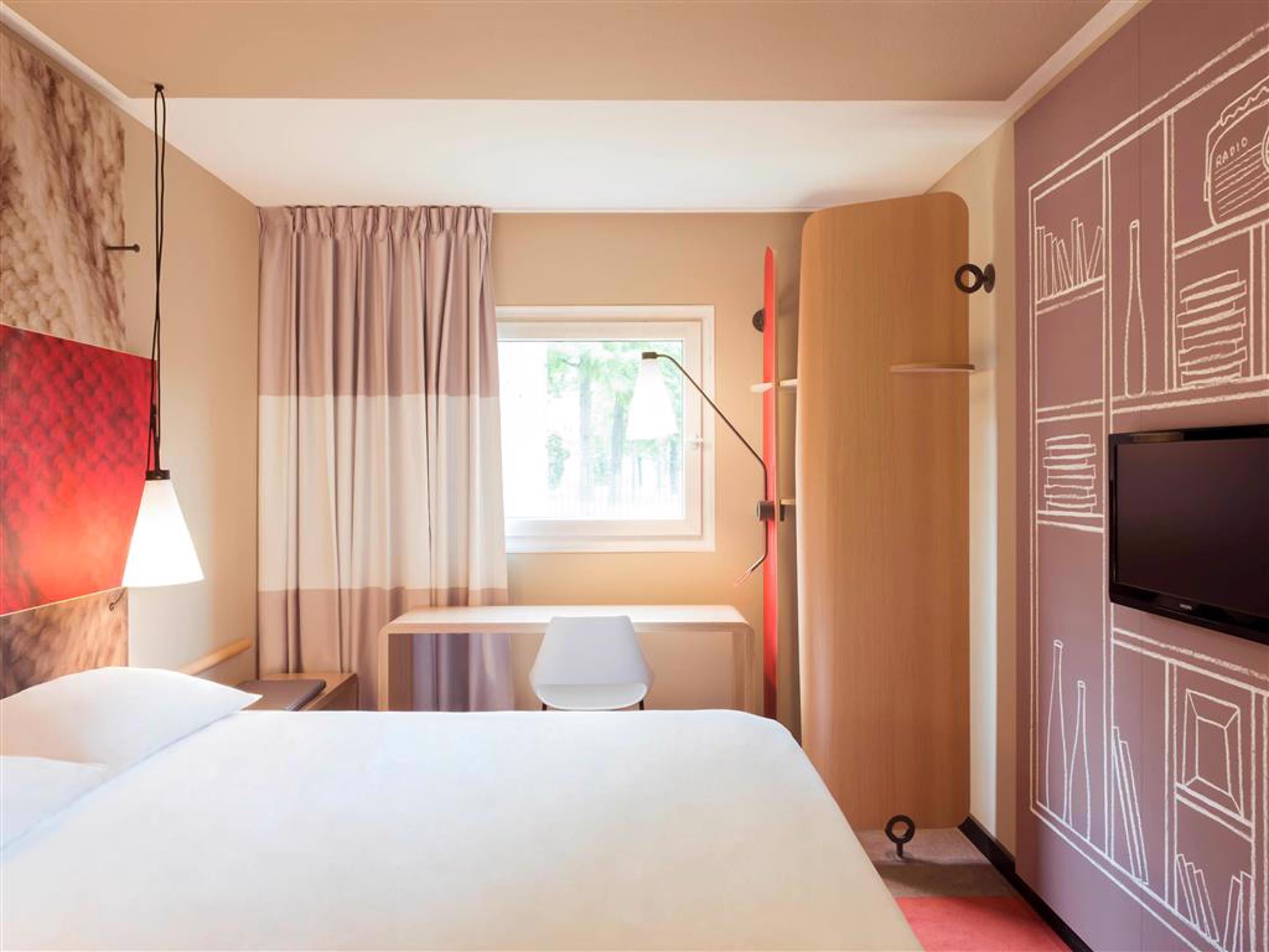 Ibis Gare Du Nord Chateau Landon 10eme 3* Parijs